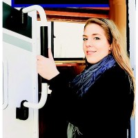 Camco Short Foldaway Grab Handle, Black - 42197 - 17-42197F1