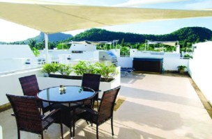 Taylor Triangular Sail Shade, 16'5